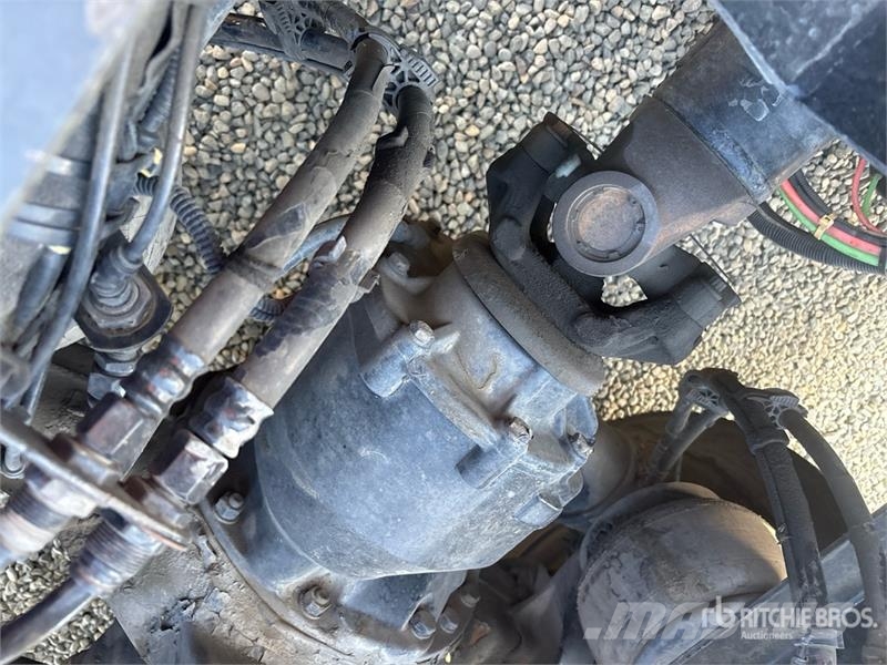 Kenworth T-680 6x4 T/A Day Cab Truck Tractor وحدات الجر