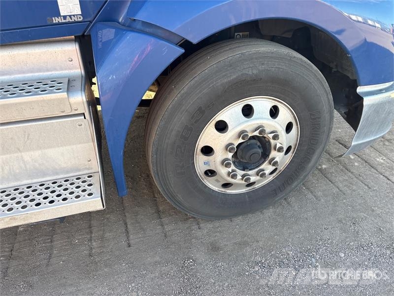 Kenworth T-680 6x4 T/A Day Cab Truck Tractor Vilcēji