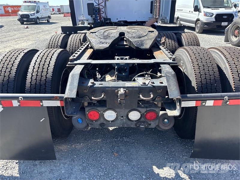 Kenworth T-680 6x4 T/A Day Cab Truck Tractor Sattelzugmaschinen