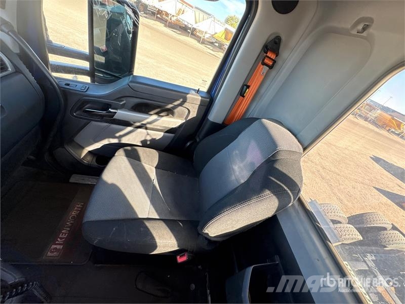 Kenworth T-680 6x4 T/A Day Cab Truck Tractor Sattelzugmaschinen