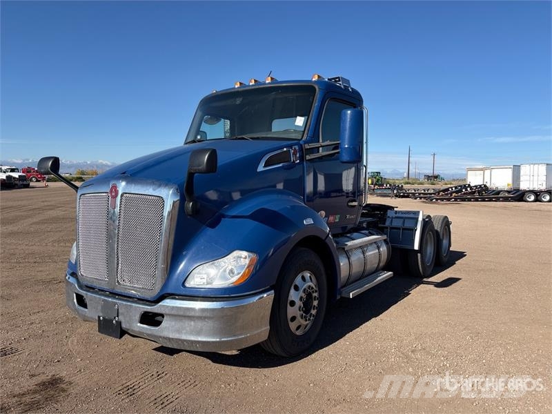 Kenworth T-680 6x4 T/A Day Cab Truck Tractor Sattelzugmaschinen