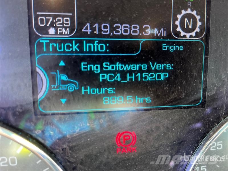 Kenworth T-680 6x4 T/A Day Cab Truck Tractor Vlačilci