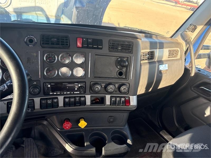 Kenworth T-680 6x4 T/A Day Cab Truck Tractor Vilcēji