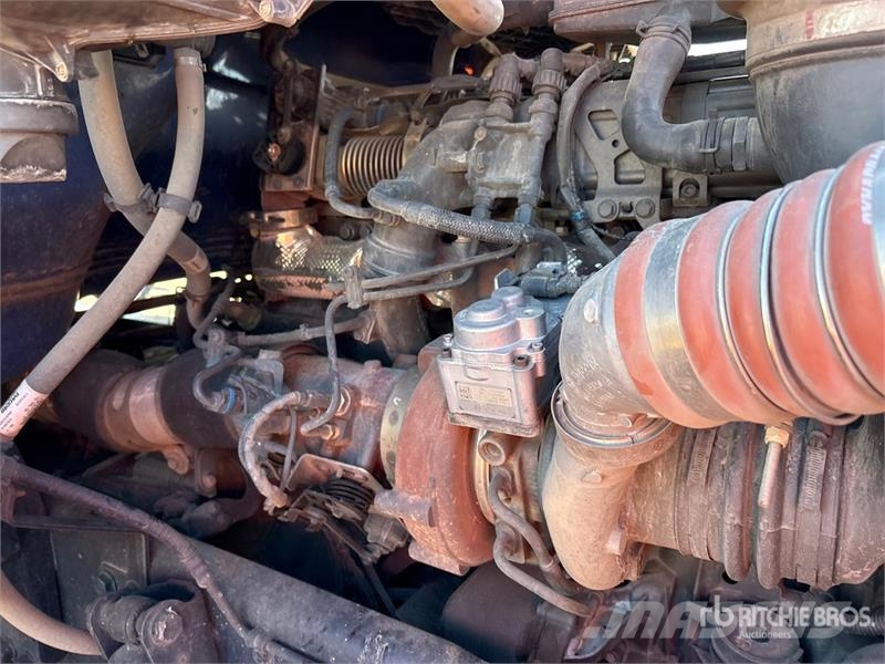 Kenworth T-680 6x4 T/A Day Cab Truck Tractor Sattelzugmaschinen