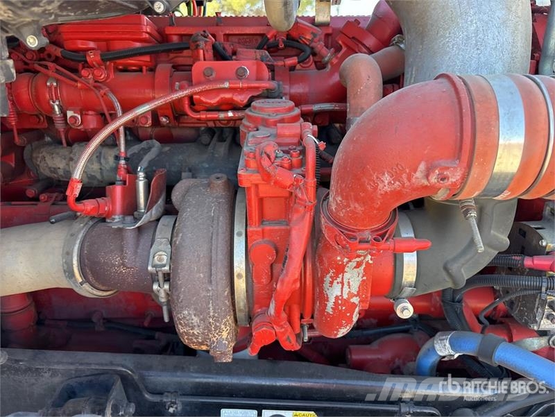 Kenworth T-680 S/A Day Cab Truck Tractor 牵引车