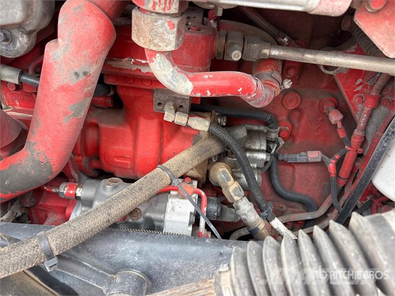 Kenworth T-680 T/A Day Cab Truck Tractor (Inoperable) Dragbilar