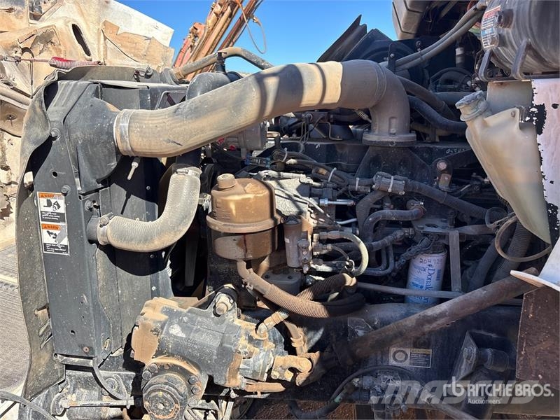 Kenworth T300 Su tankerleri