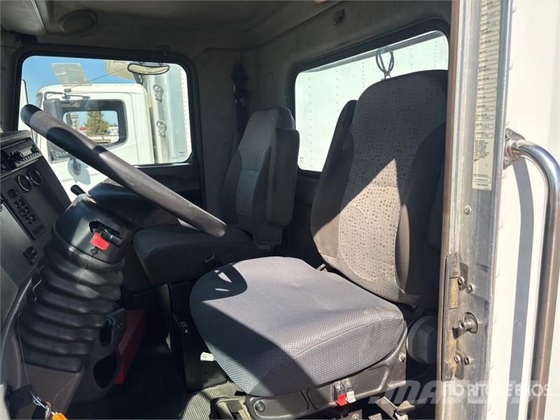 Kenworth T300 Cabezas tractoras