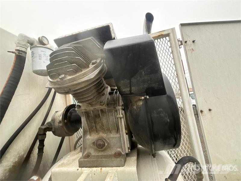 Kenworth T300 Tankbiler
