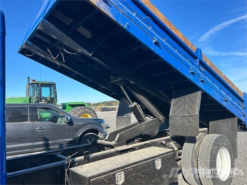 Kenworth T300 Kiper tovornjaki