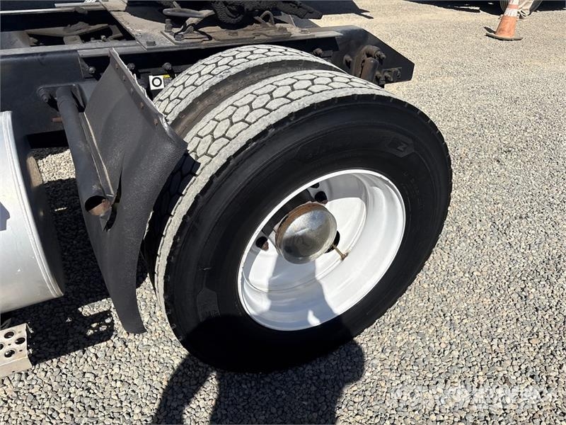 Kenworth T300 Cabezas tractoras