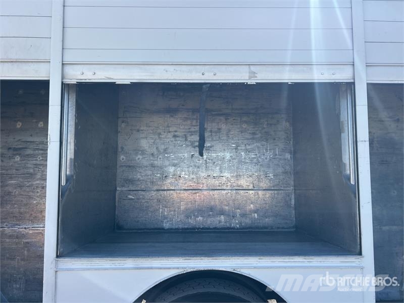 Kenworth T300 4x2 10 Bay Beverage Truck Camion per la consegna bevande