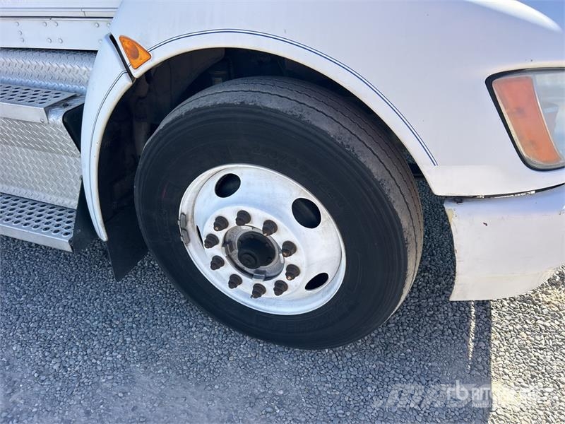 Kenworth T300 4x2 10 Bay Beverage Truck Camion per la consegna bevande