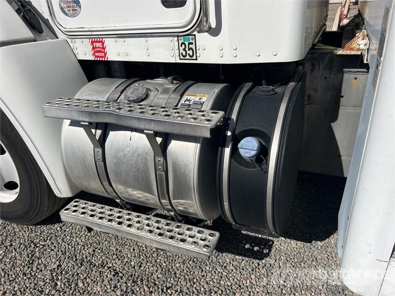 Kenworth T300 4x2 10 Bay Beverage Truck Camion per la consegna bevande