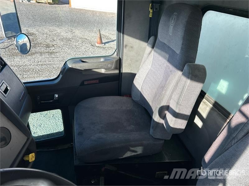 Kenworth T300 4x2 10 Bay Beverage Truck Beverage delivery trucks