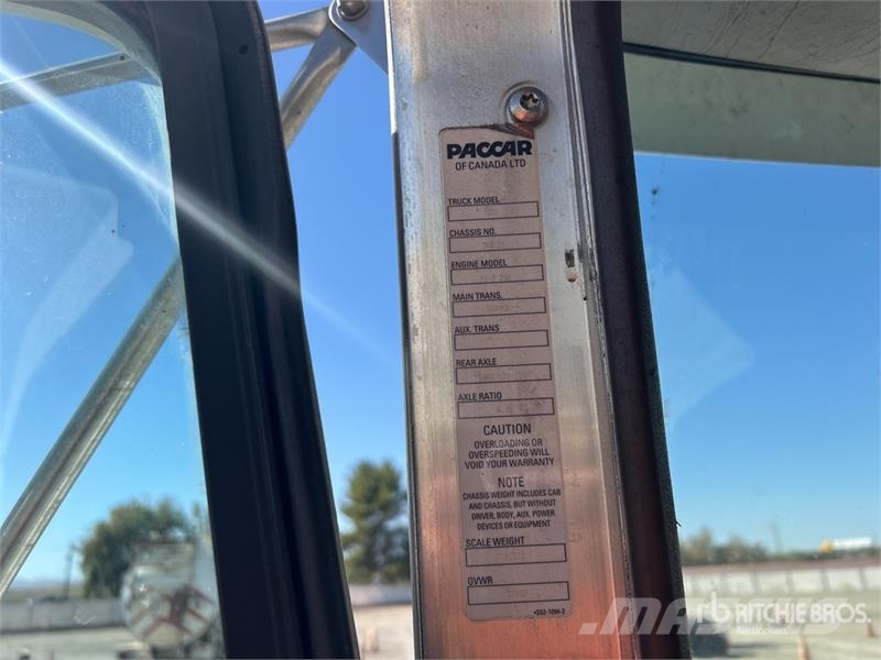 Kenworth T300 4x2 Beverage Truck Tovornjaki za prevoz pijač