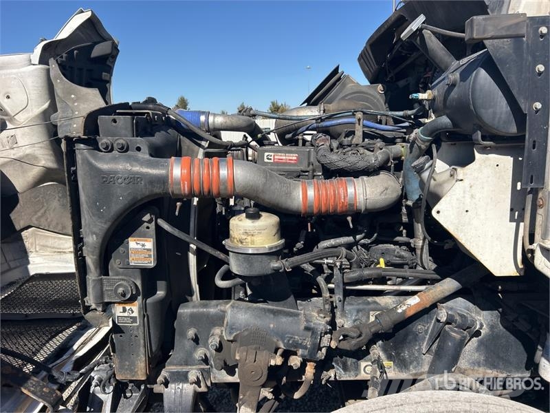 Kenworth T300 4x2 Beverage Truck Tovornjaki za prevoz pijač