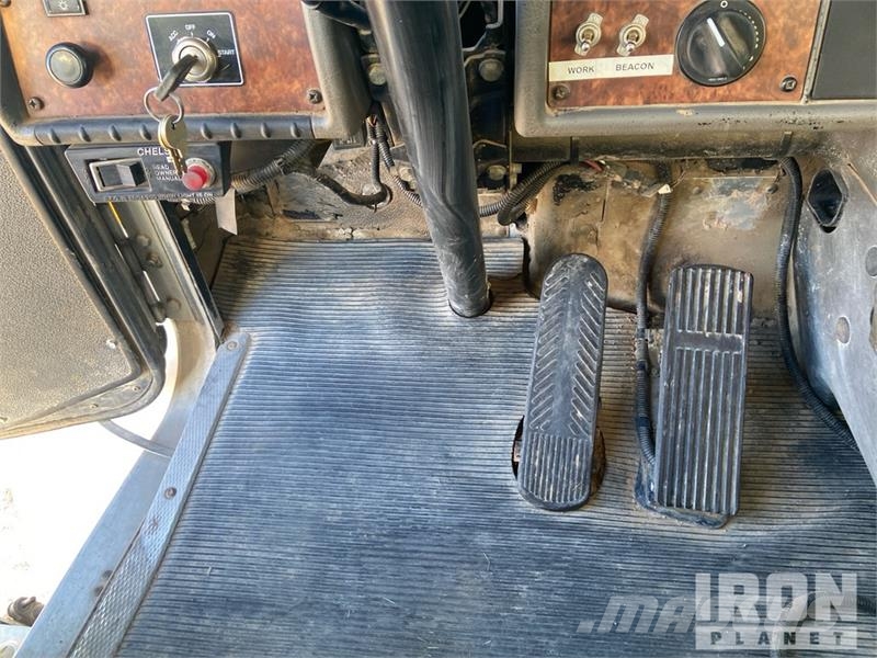 Kenworth T300 4x2 Service Truck مركبات الأغراض العامة