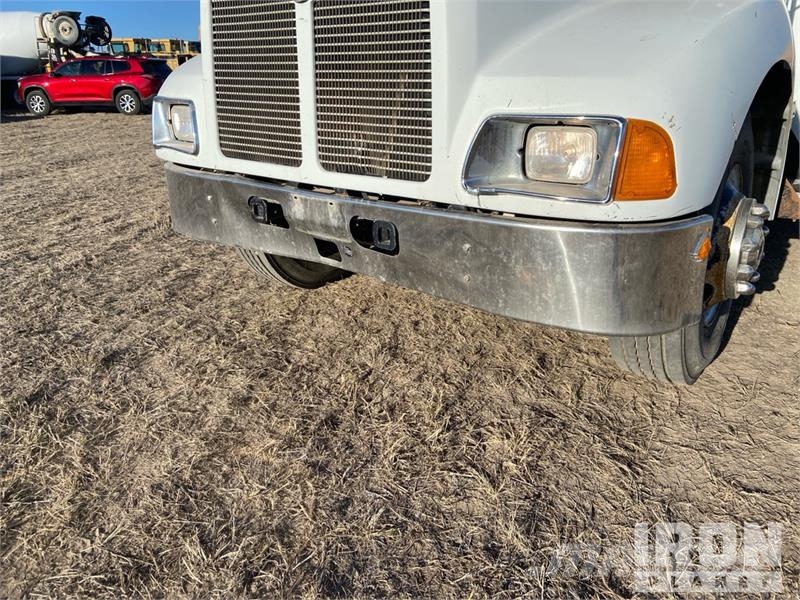 Kenworth T300 4x2 Service Truck مركبات الأغراض العامة