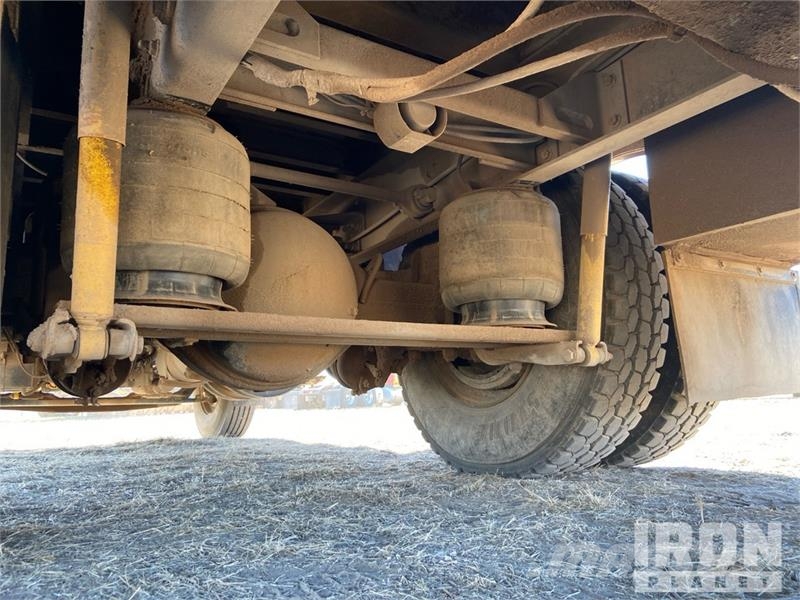 Kenworth T300 4x2 Service Truck مركبات الأغراض العامة