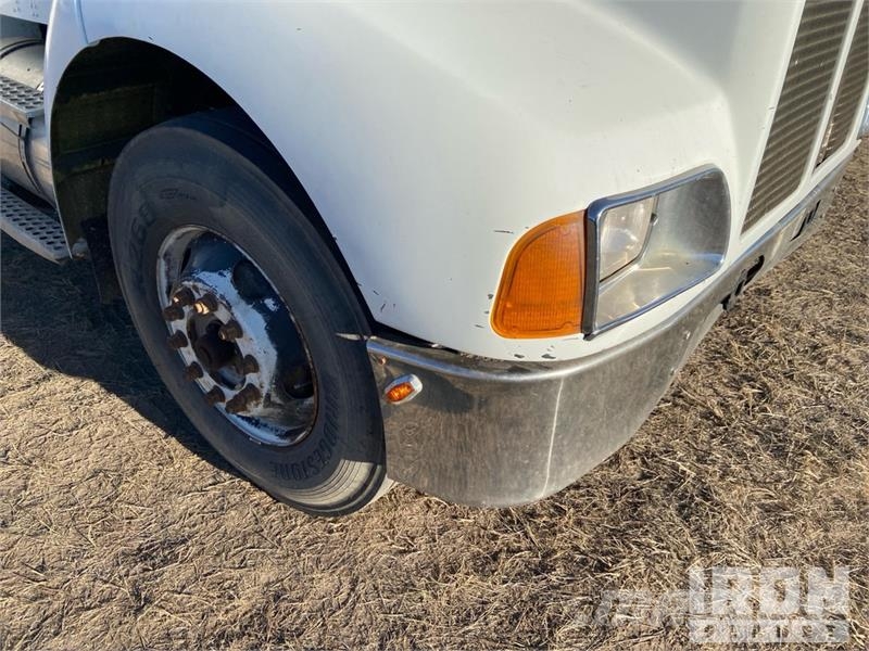 Kenworth T300 4x2 Service Truck مركبات الأغراض العامة
