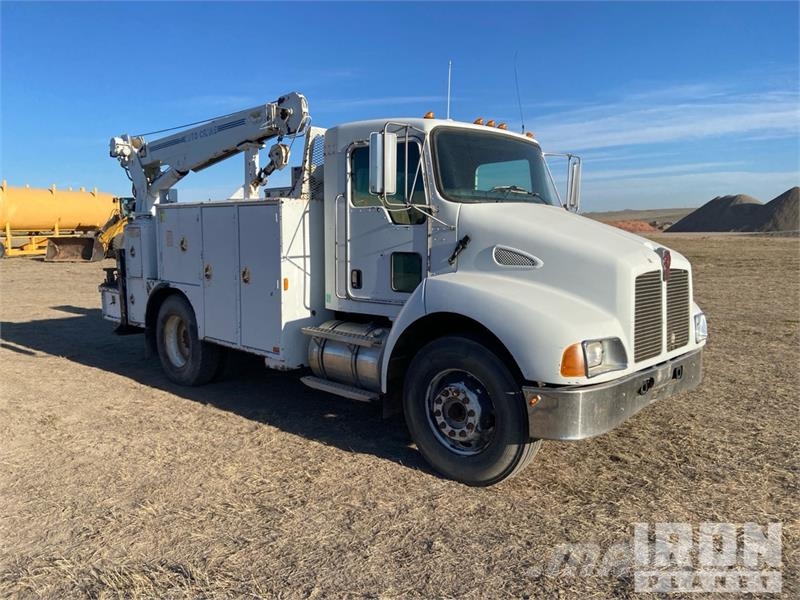 Kenworth T300 4x2 Service Truck مركبات الأغراض العامة
