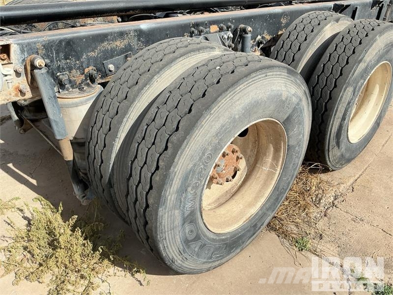 Kenworth T300 6x4 Cab and Chassis Kabine i unutrašnjost