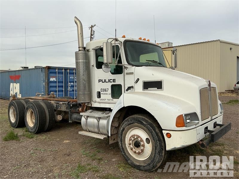 Kenworth T300 6x4 Cab and Chassis Kabine i unutrašnjost