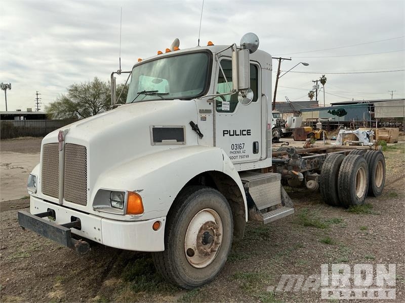 Kenworth T300 6x4 Cab and Chassis Kabine i unutrašnjost