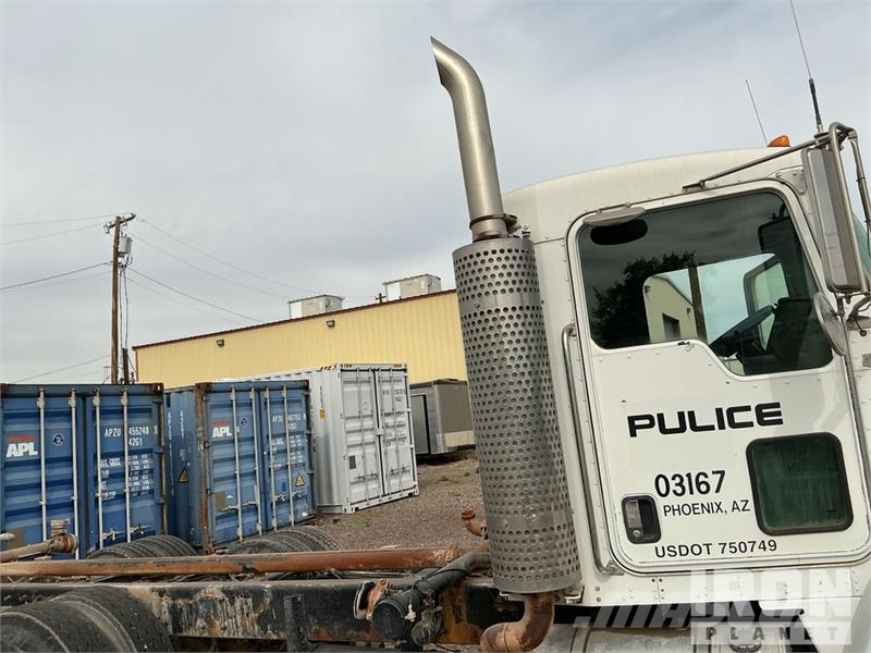Kenworth T300 6x4 Cab and Chassis Kabine i unutrašnjost