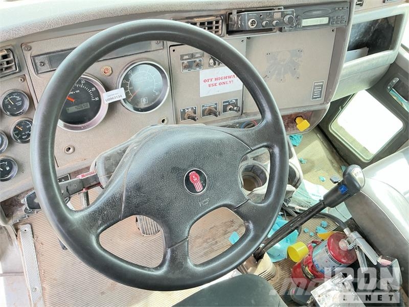 Kenworth T300 6x4 Cab and Chassis Kabine i unutrašnjost