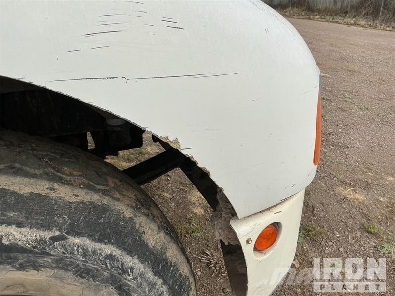 Kenworth T300 6x4 Cab and Chassis Kabine i unutrašnjost