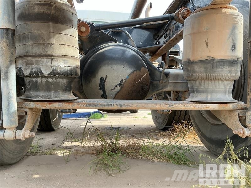 Kenworth T300 6x4 Cab and Chassis Kabine i unutrašnjost