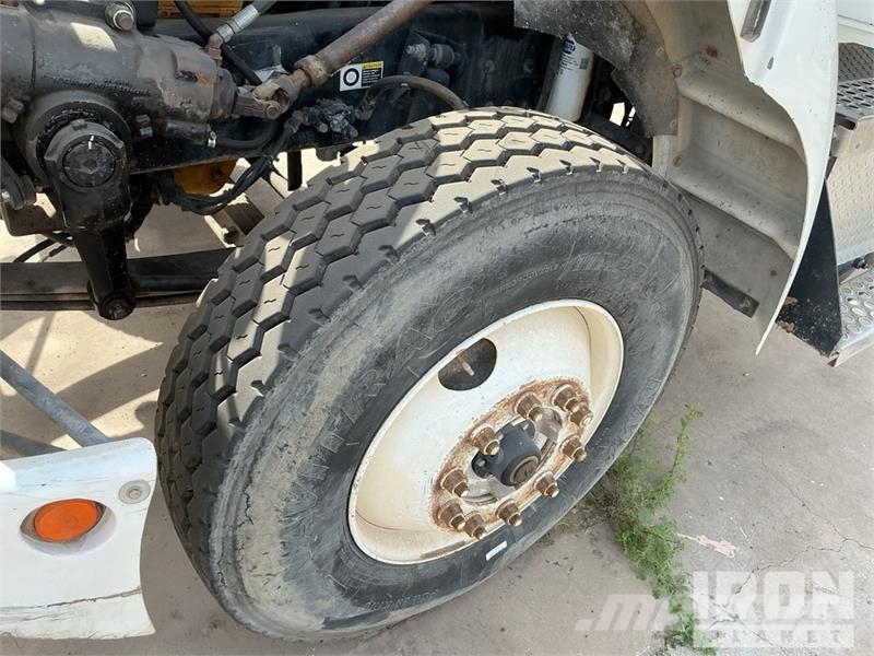 Kenworth T300 6x4 Cab and Chassis Kabine i unutrašnjost