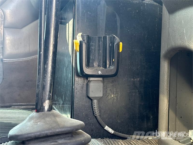 Kenworth T300 6x4 Cab and Chassis Kabinen