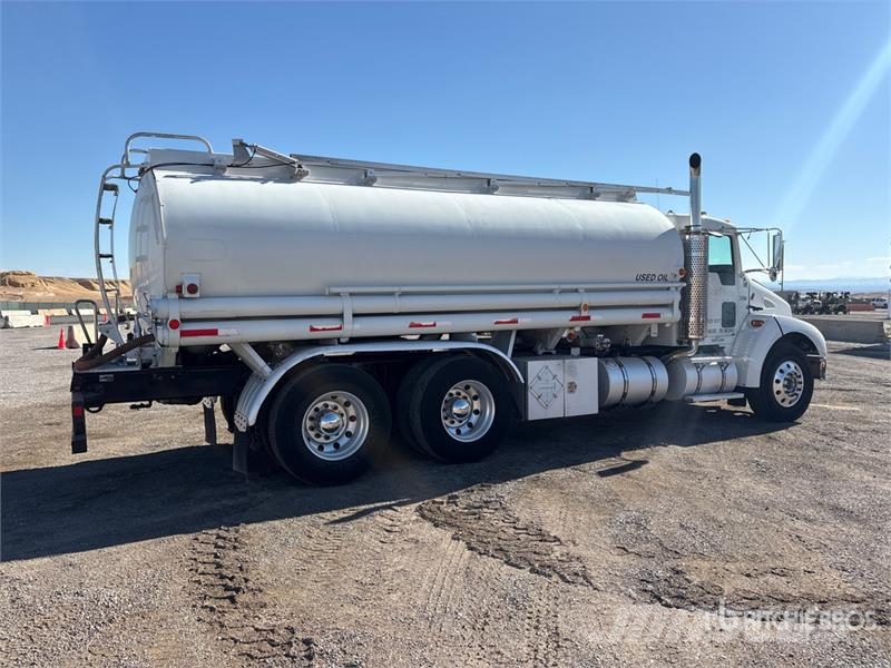 Kenworth T300 6x4 Fuel Truck タンカートラック