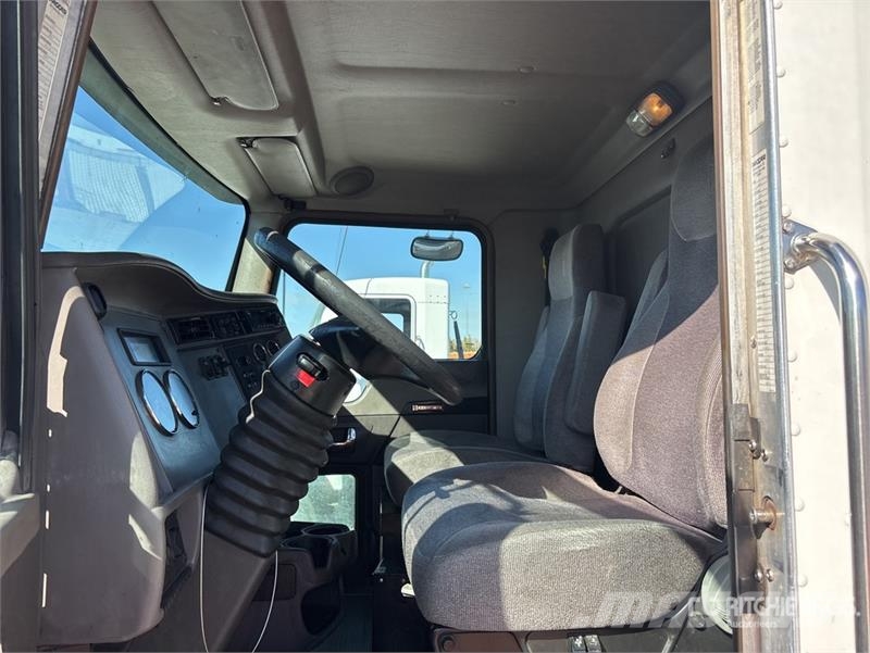 Kenworth T370 Вантажівки для доставки напоїв