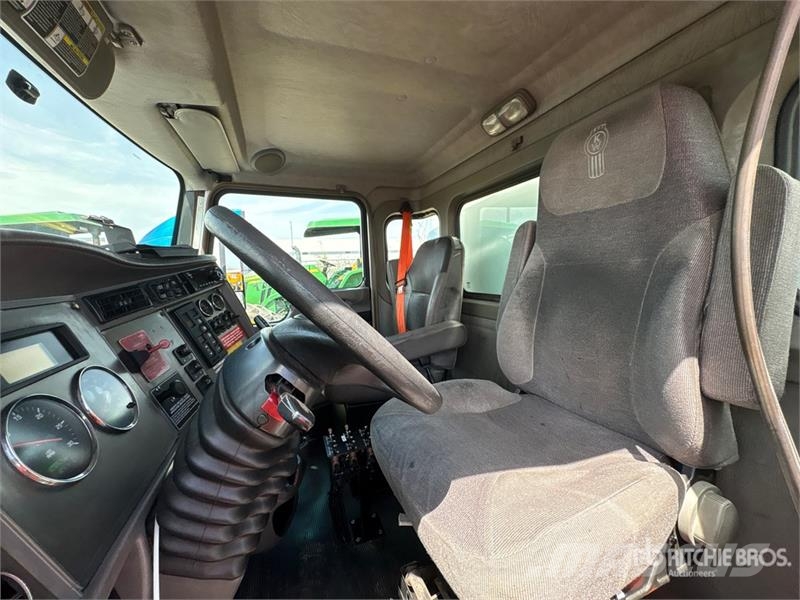 Kenworth T370 Veepaagiga autod