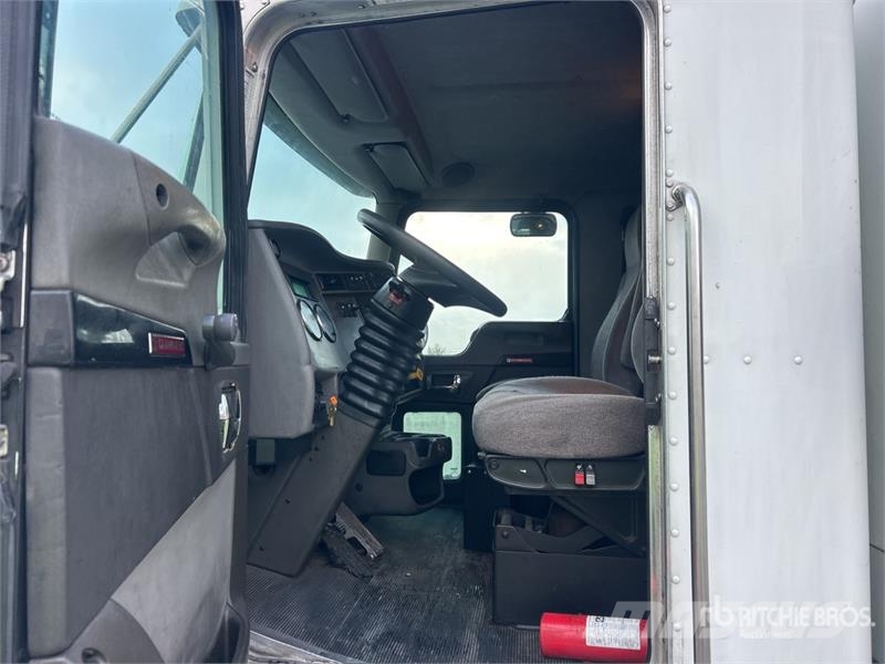 Kenworth T370 Dzērienu piegāds kravas mašīnas