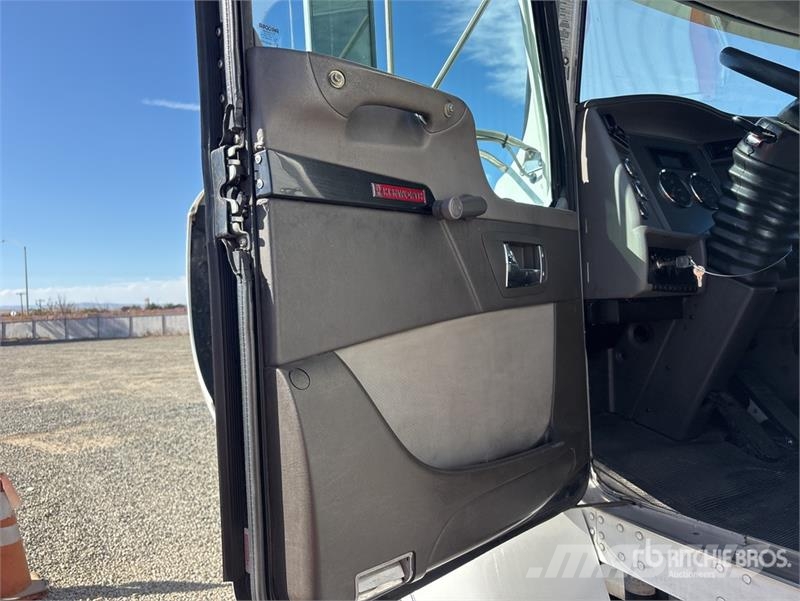 Kenworth T370 Getränkewagen