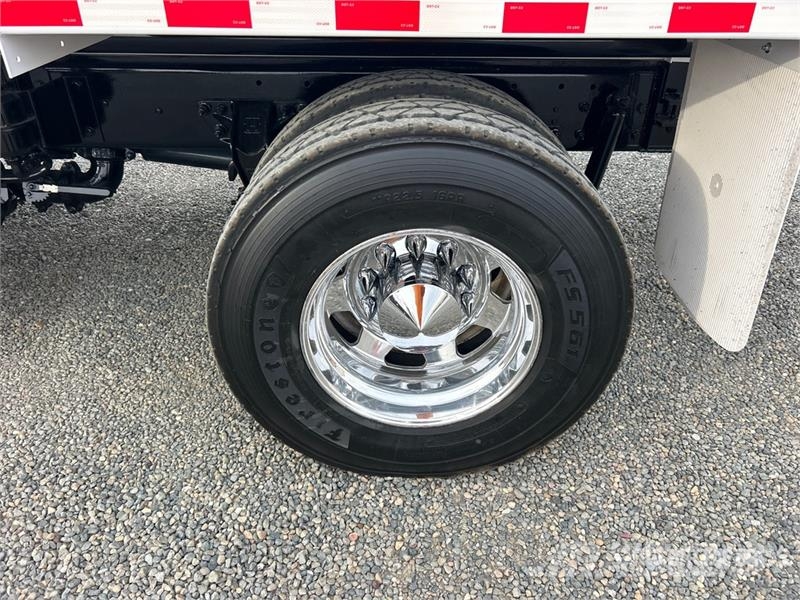 Kenworth T370 Ūdens mašīnas