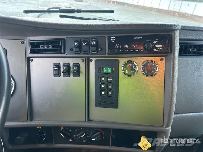 Kenworth T370 Dzērienu piegāds kravas mašīnas