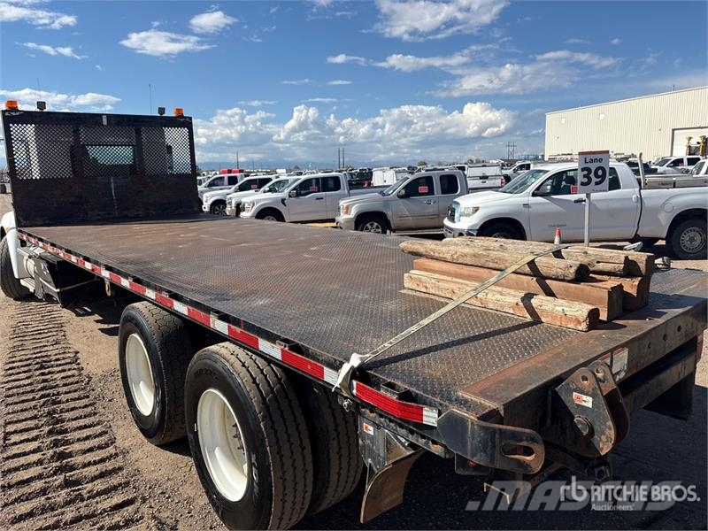 Kenworth T370 Flatbed / Dropside trucks
