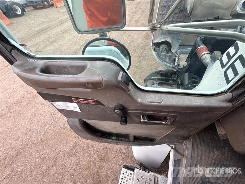 Kenworth T370 Tovornjaki za vodo