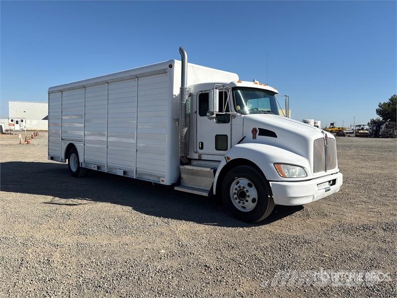 Kenworth T370 Beverage delivery trucks