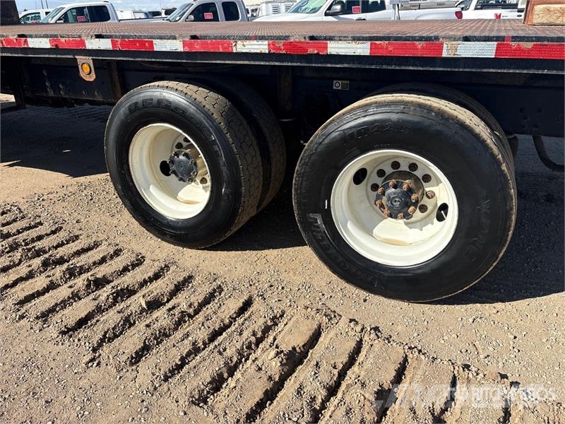 Kenworth T370 Flatbed / Dropside trucks