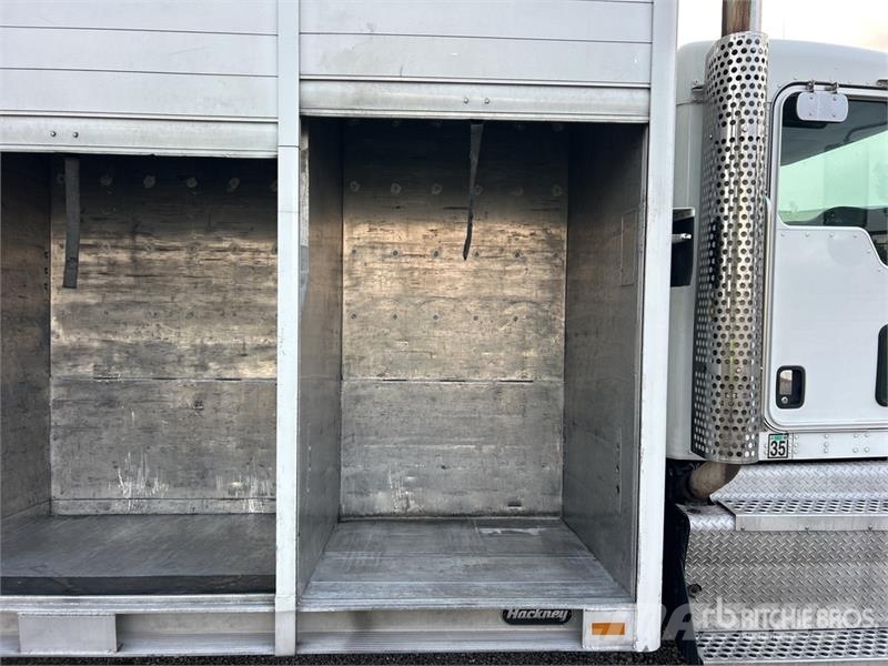 Kenworth T370 Dzērienu piegāds kravas mašīnas