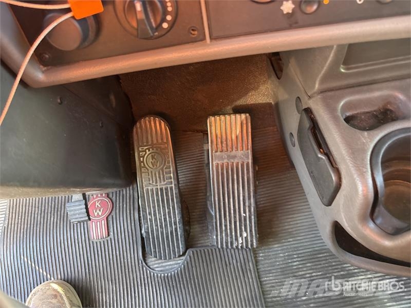Kenworth T370 Вантажівки для доставки напоїв