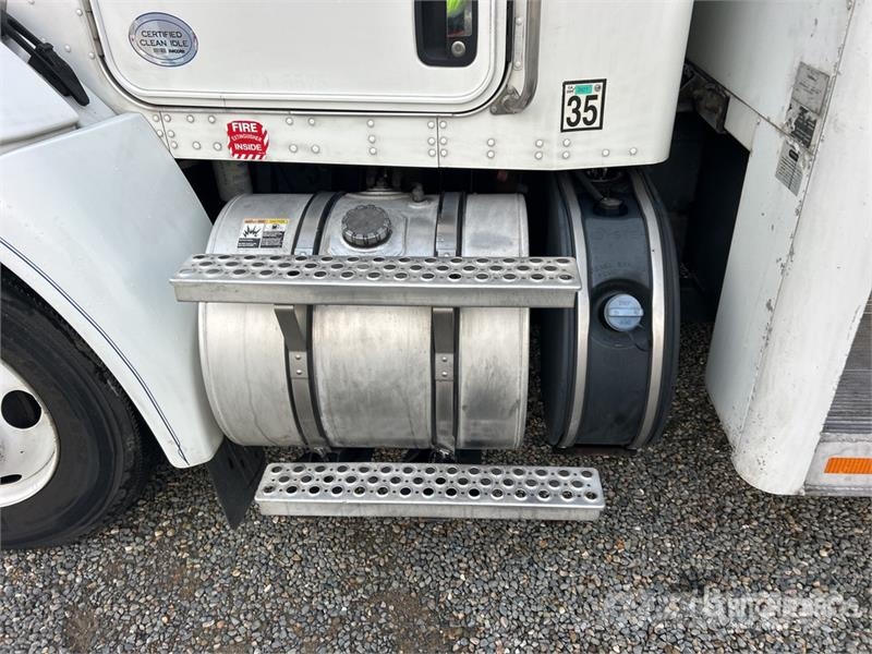 Kenworth T370 Dzērienu piegāds kravas mašīnas
