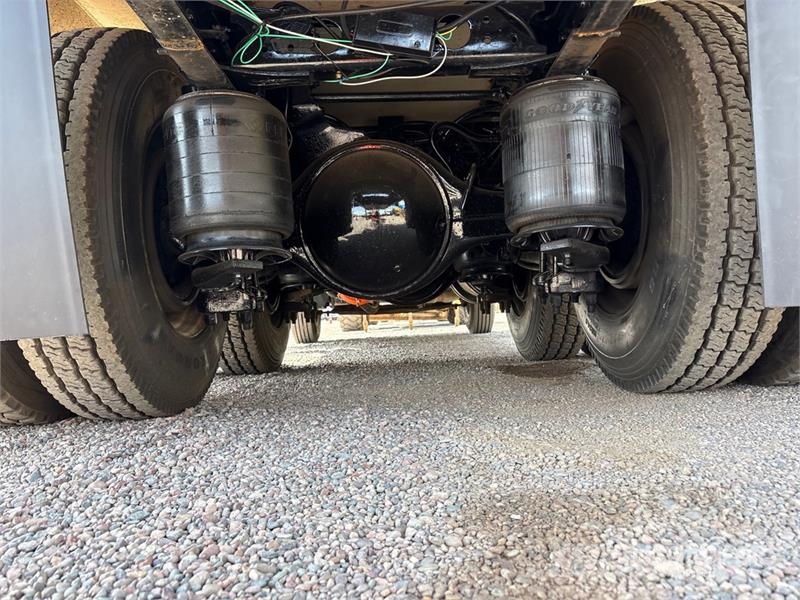Kenworth T370 Veepaagiga autod